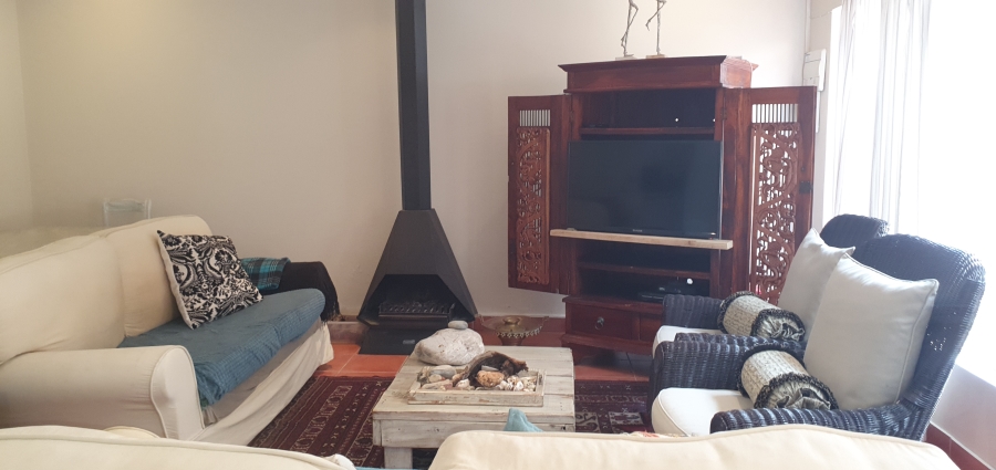 To Let 3 Bedroom Property for Rent in Chanteclair Western Cape